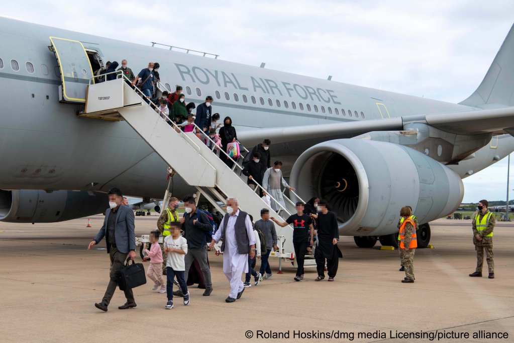 From file: Afghan interpreters and their families were flown into the UK in 2021 but many didn't make it on to the flights | Photo: Roland Hoskins / dmg media Licensing / picture alliance