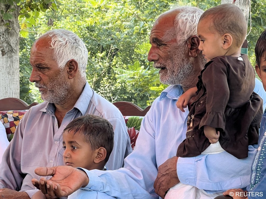 Muhammad Ayub believes his 28-year-old brother went down with the ship off Greece, he has sent DNA from his brother's young children | Photo: Gibran Peshimam / Reuters