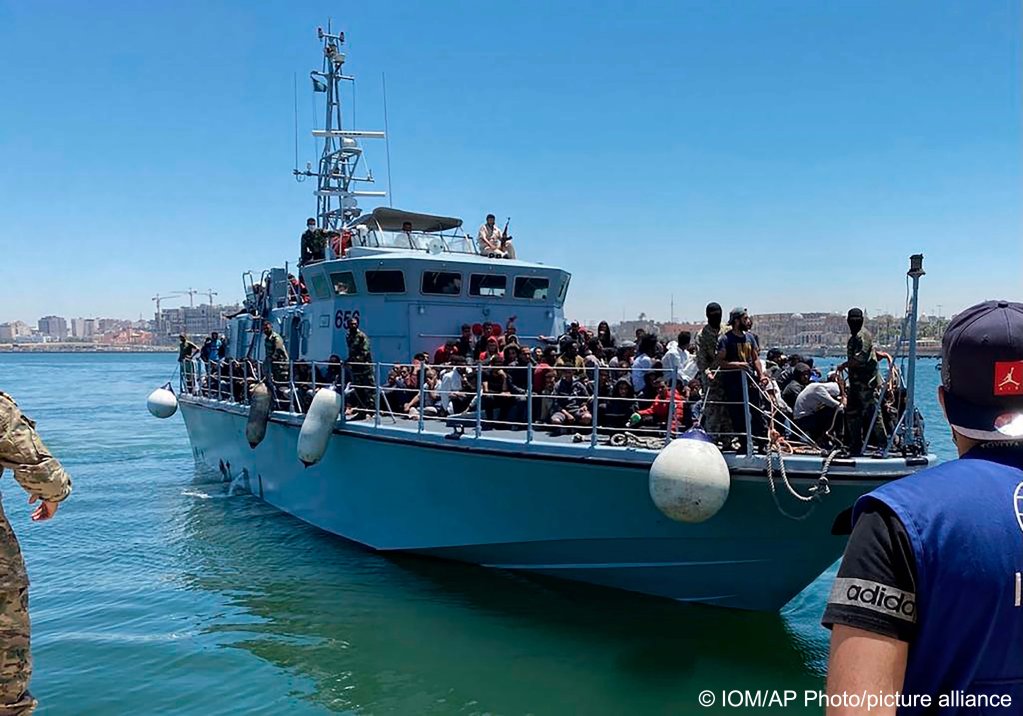 Migrants intercepted by Libyan authorities are typically returned to the country | Photo: IOM/AP Photo/picture-alliance