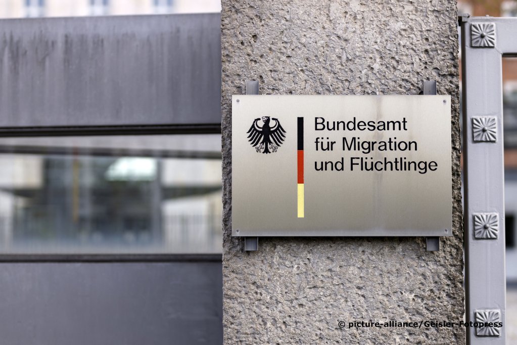 The German Office for Migration and Refugees BAMF is responsible for processing asylum claims in Germany | Photo: picture-alliance/Geisler-Fotopress