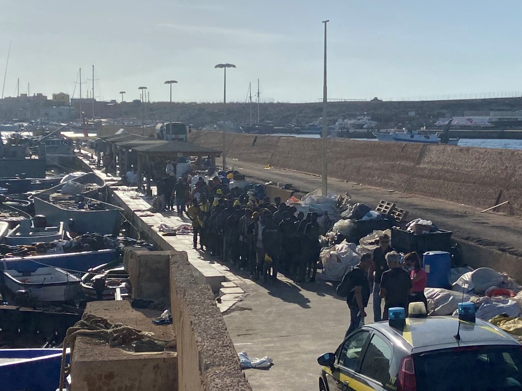 Dal dossier: I migranti arrivano al porto di Lampedusa nel settembre 2023 |  Foto: Charlotte Boiteau/Informazione Migrante