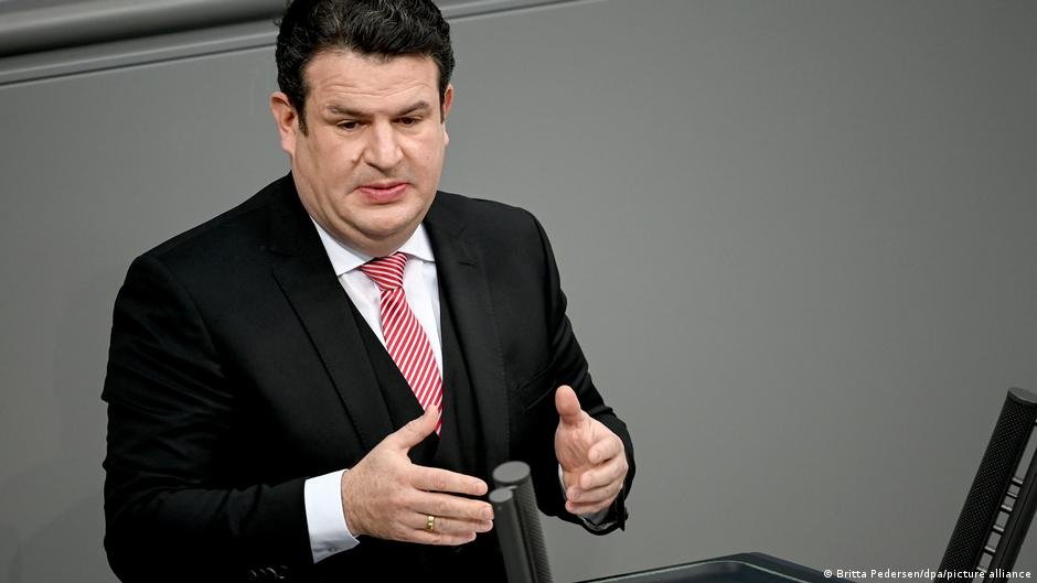 Germany's Labor Minister Hubertus Heil wants to boost immigration of skilled labor | Photo: Britta Pedersen/picture-alliance