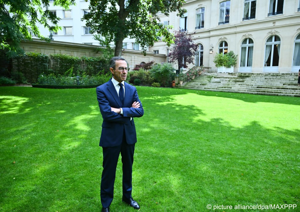 Economists suggest that migration is an opportunity for France, but that is not how new French Interior Minister Bruno Retailleau sees it, here in the gardens of his new ministry | Photo: Franck Dubray / picture alliance/ dpa / MAXPPP