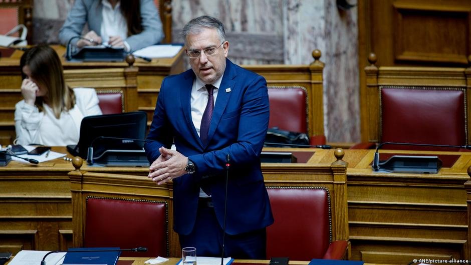 Civil Protection Minister Takis Theodorikakos (archive photo) has said that the ABSS was successfully deployed in efforts to stop 36,000 people from entering Greece through the Evros border in August alone | Photo: ANE/picture alliance