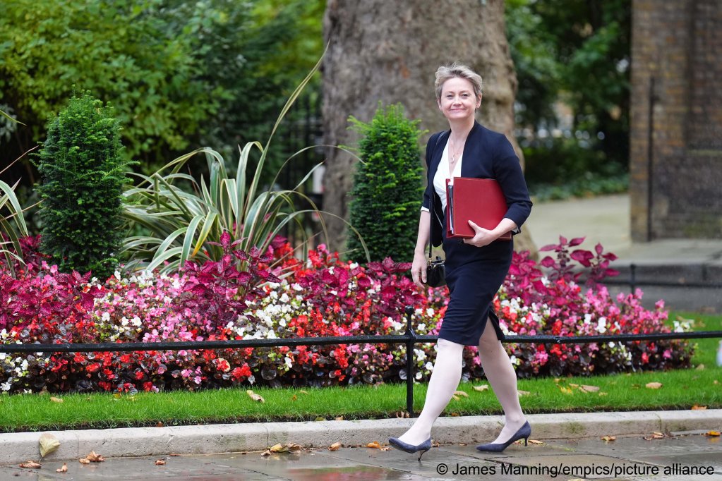 File photo: British Home Secretary Yvette Cooper seeks closer cooperation with French authorities to stop boat crossings | Photo: James Manning/empics/picture alliance