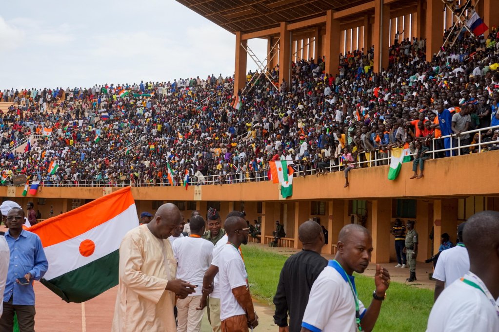 From file: Supporters of the military attend a rally in a stadium in Niamey, Niger, on August 6, 2023 | Photo: Issifou Djibo / EPA