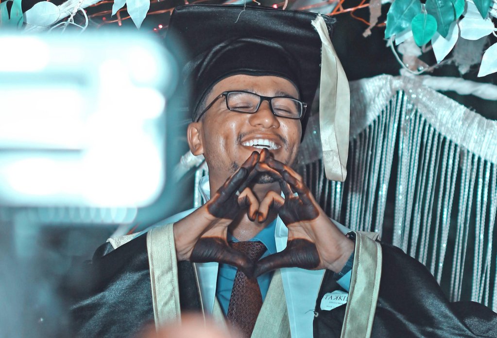 Saleh Othman at his graduation ceremony in Sudan in 2020 | Photo: private