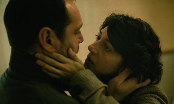 Selma's relationship with the lawyer makes her visible to herself and to others | Photo: TS Productions
