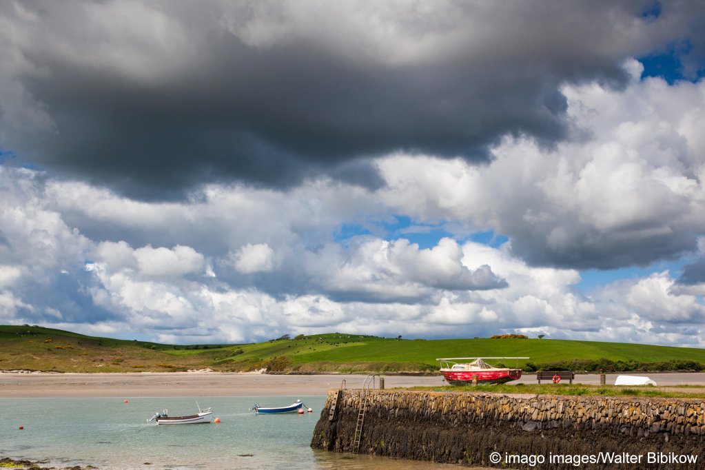 The fishing industry is notoriously insecure and dangerous the world over, migrant workers are particularly affected | Photo: Walter Bibikow / Imago images