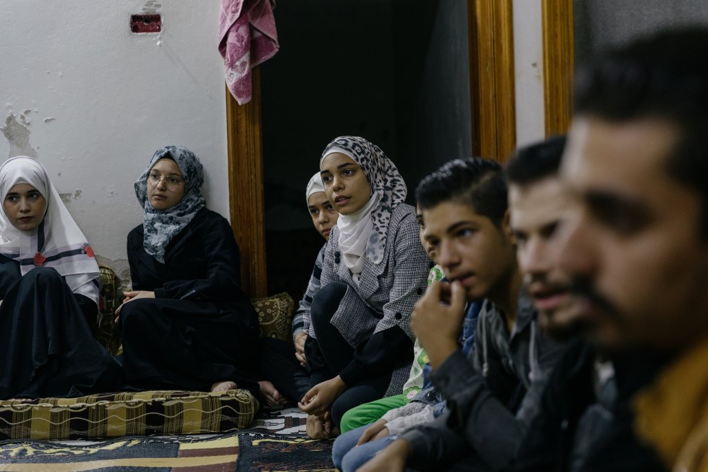 Lamees, a student in telecommunications at the University of Aleppo, is Moustafa's sister. She told the story of how Amar, Moustafa's travel companion, informed the family of her brother's disappearance | Photo: Valentina Camu / InfoMigrants