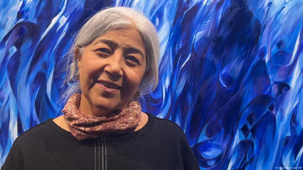 Artist Mahbuba Maqsoodi has been living in Germany for thirty years | Photo: Chtistoph Strack/DW