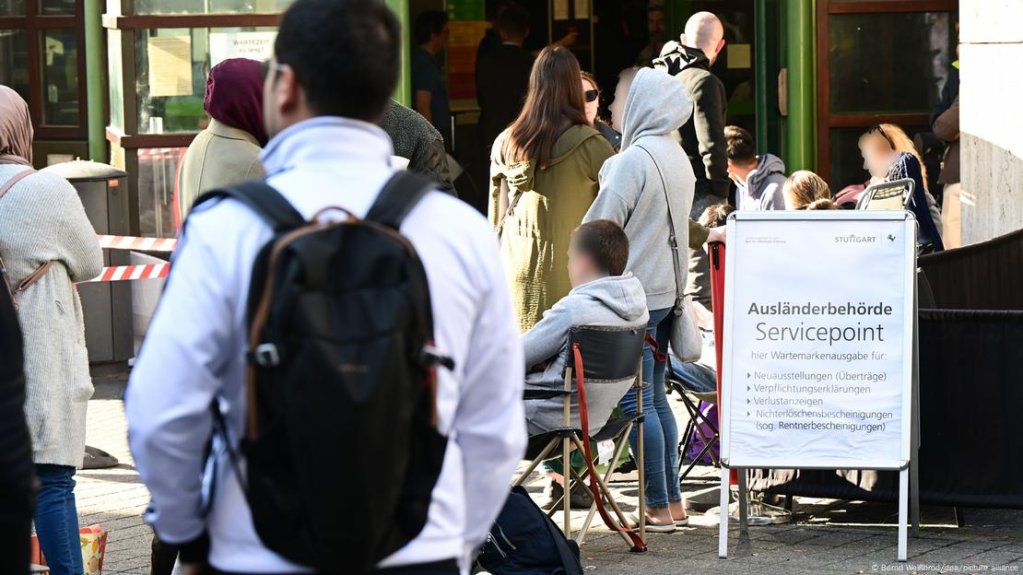Germany's immigration authorities, which are responsible for work, residency and citizenship issues, have long been criticized for glacial bureaucracy | Photo: Bernd Weißbrod/dpa/picture-alliance