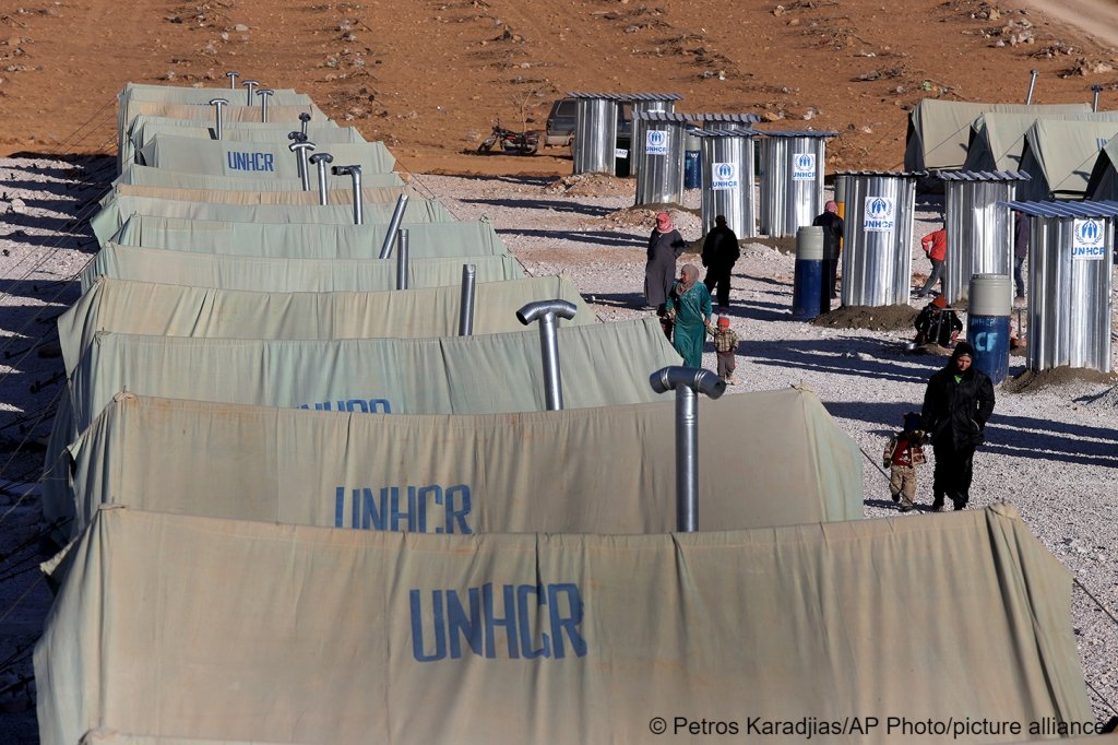File photo: Syrians living in UNHCR camps in Lebanon often complain about a lack of access to rights in Lebanon and the difficult conditions in which they live, this photo dates from 2013 but complaints continue today | Photo: Hussein Malia / picture alliance / AP Photo