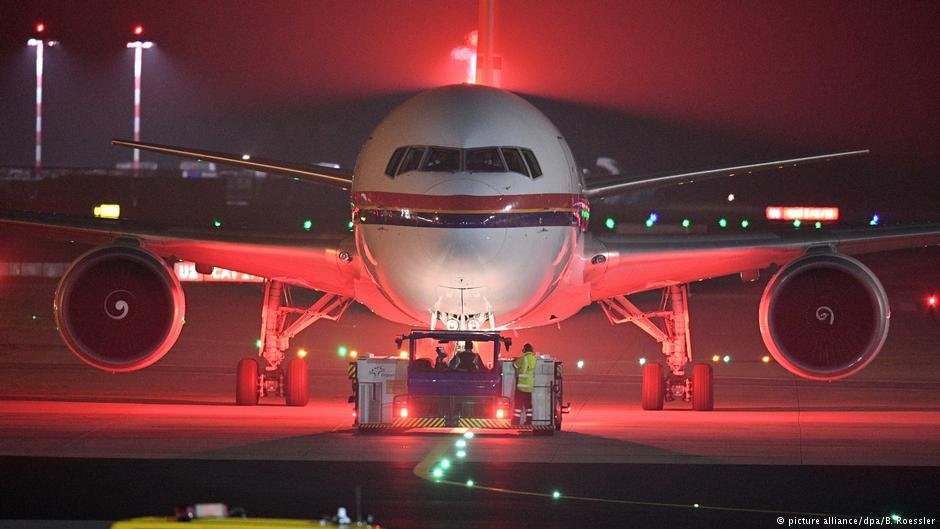 File photo: A deportation aircraft bound for Afghanistan in Frankfurt, Germany, in 2016 | Photo: Picture-alliance/dpa/B.Roessler