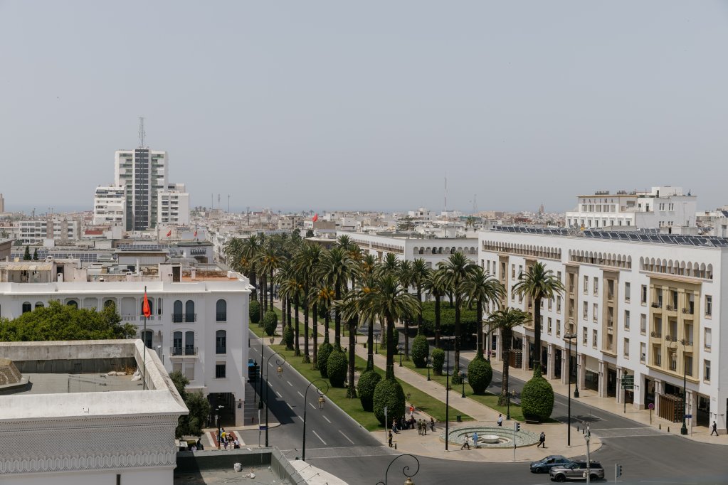 La ville de Rabat, capitale du Maroc, a été la destination choisie pour le Forum Euromed "Justice for the Missing" en 2026. Plusieurs familles de disparus, ainsi que des acteurs associatifs et de la société civile, ont passé deux jours à échanger sur les disparitions sur les routes de l’exil. Crédit : Valentina Camu (Divergence)