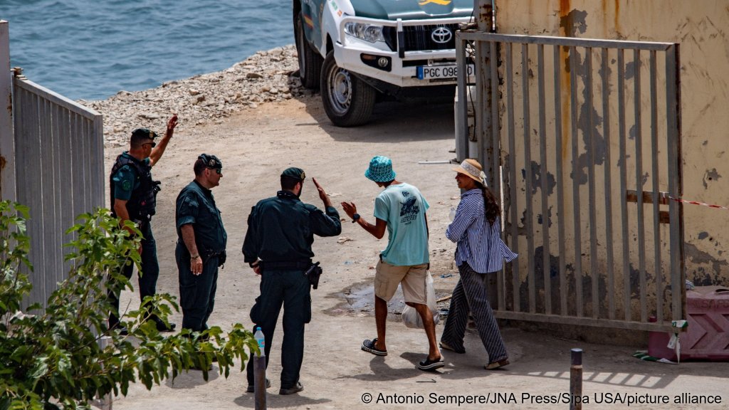 Both Spanish and Moroccan border authorities are on alert following calls for another mass crossing into Spain on August 15 via Ceuta across social media and messaging services | Photo: Antonio Sempere/JNA Press/ picture alliance