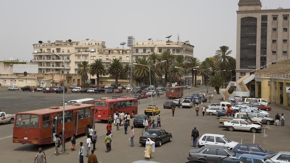 From file: Many young people leave urban areas like the Eritrean capital Asmara, trying to flee from conscription | Photo: picture-alliance