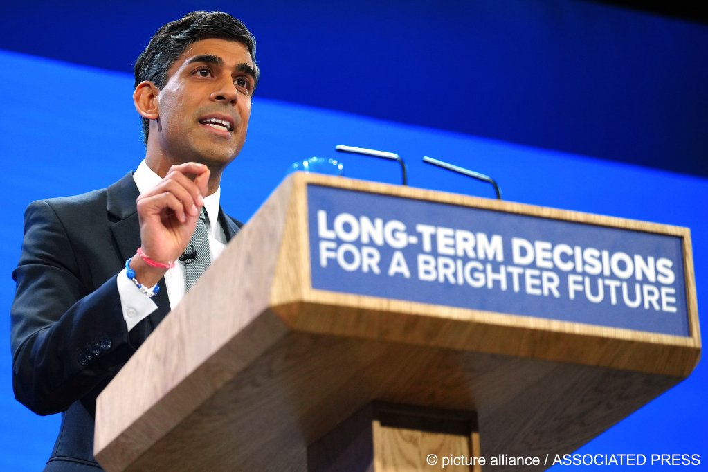 From file: UK Prime Minister Rishi Sunak has vowed to cut down on migration, even by legal routes, but the Home Office crackdown on the health and social care visa scheme have led to some unintended consequences | Photo: Jon Super / picture alliance / Associated Press