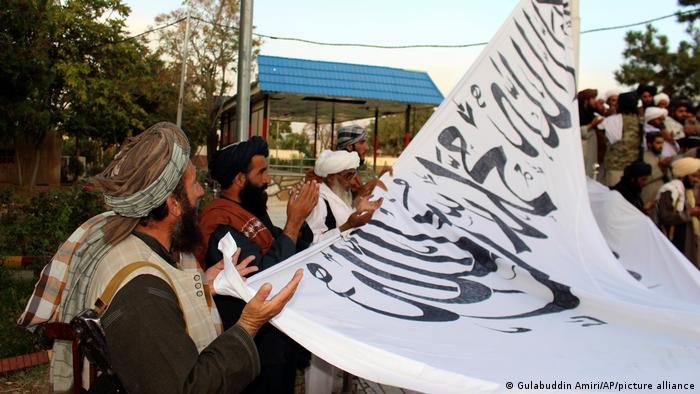 When the Taliban took over, they claimed they would not harm civilians who had cooperated with Western forces - which turned out to be untrue | Photo: Gulabuddin Amiri/picture alliance