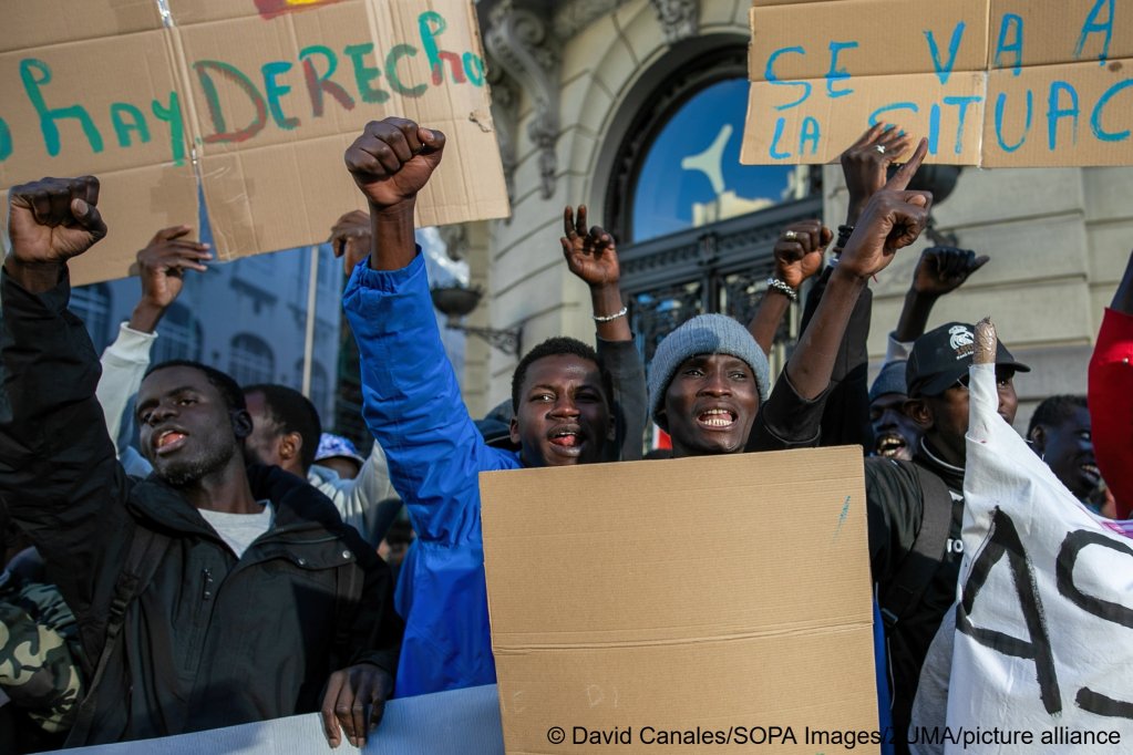 File photo used as illustration: Supporters of the regularization program, like these demonstrators calling for it in 2024 hope it will make Spain more socially just | Photo: David Canales/SOPA Images via ZUMA Press Wire