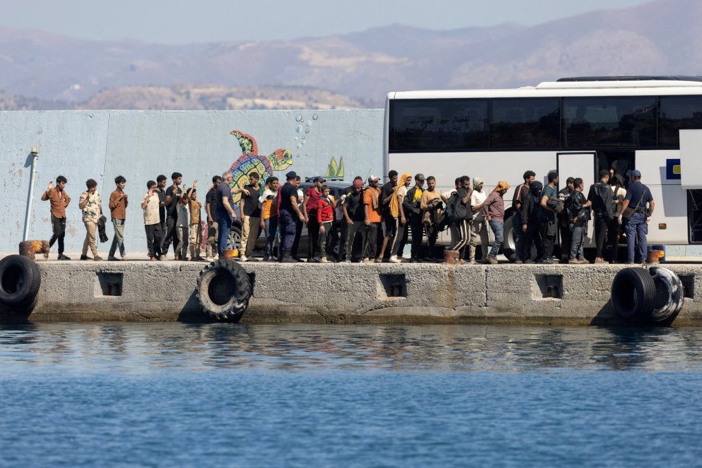 This group of irregular migrants managed to reach Gavdos in July 2025 | Photo: Reuters