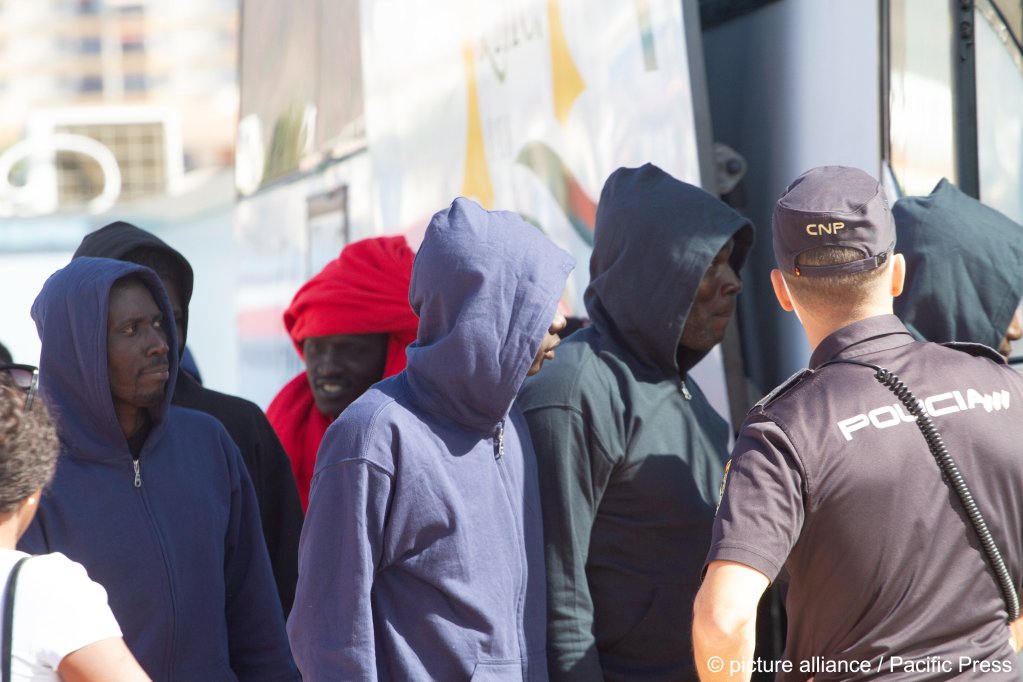 File photo used as illustration: The so-called "Great Replacement" conspiracy theory postulates that European culture is being replaced by non-European elements through uncontrolled migration | Photo: Mercedes Menendez/picture alliance /Pacific Press