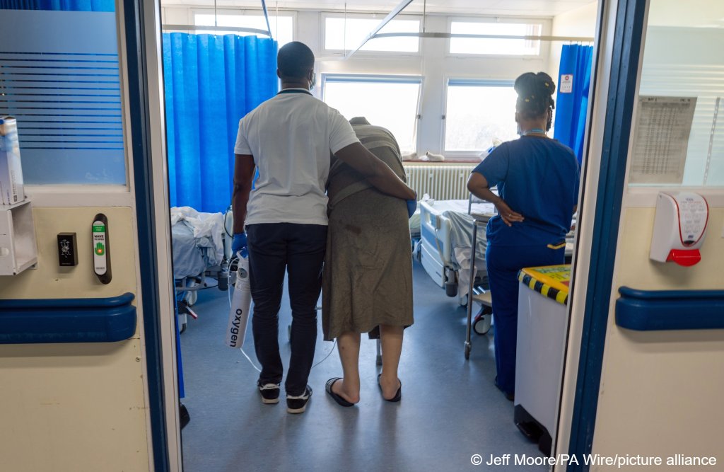 File photo used as illustration: The proportion of men working in adult social care in England has reached a record high | Photo: Jeff Moore/PA Wire