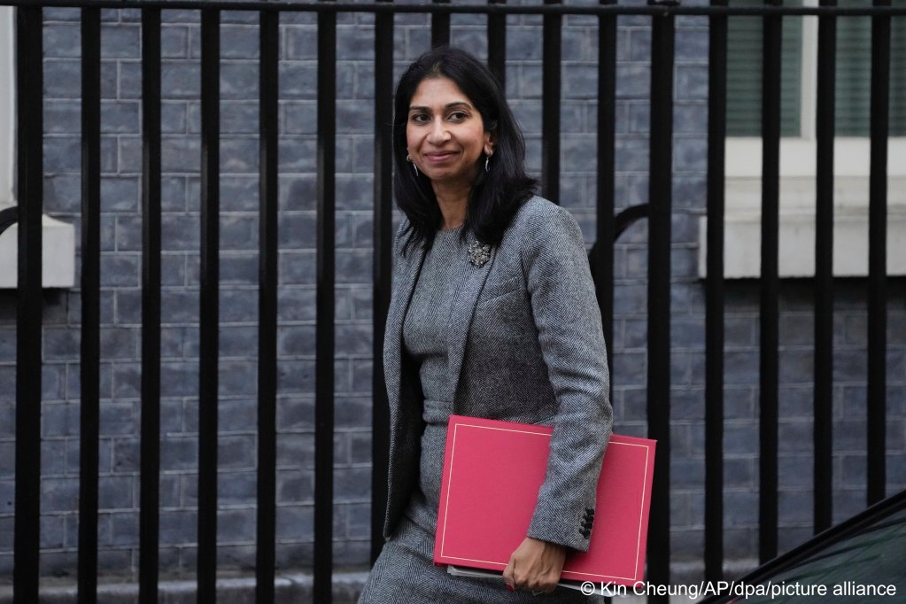 From file: Former Home Secretary Suella Braverman was behind many of the UK's current policies, she was replaced on November 13, 2023 | Photo : Kin Cheung/AP/dpa/picture alliance
