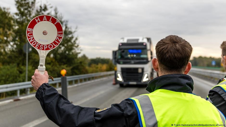 From file: Countries like Germany have noticed a fall in numbers of unauthorized entries since introducing stricter border controls | Photo: Frank Hammerschmidt/dpa/picture alliance