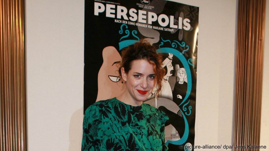 File photo: The actress Julia Malik comes to the premier of Persepolis in Berlin in 2007 | Photo: Jens Kalaene / dpa
