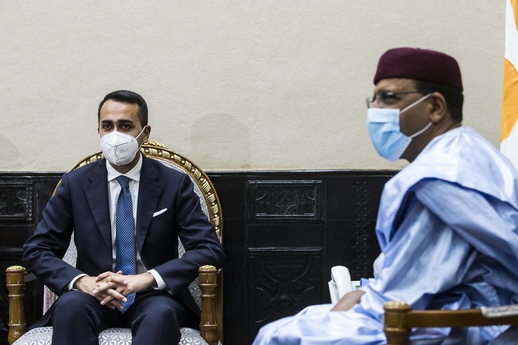 From file, Italy's former Foreign Minister Luigi Di Maio (L) with Niger's president Mohamed Bazoum (R) during an official visit to Niger | Photo: ANSA/Angelo Carconi