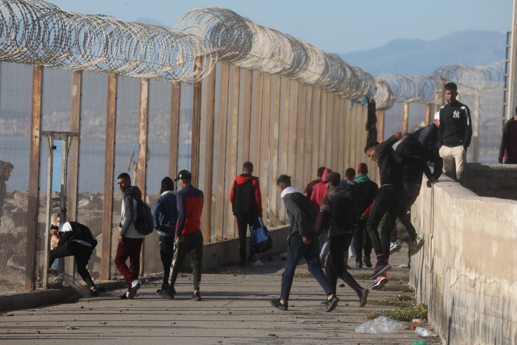 España: El Tribunal Supremo declara «ilegal» la deportación de niños inmigrantes.