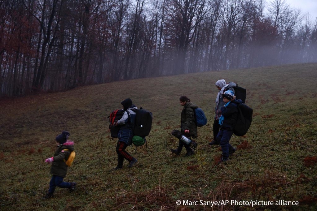 Critics of the new government say that its progressive approach to migration could attract further migrants to come to Germany | Photo: Marc Sanye/AP Photo/picture-alliance