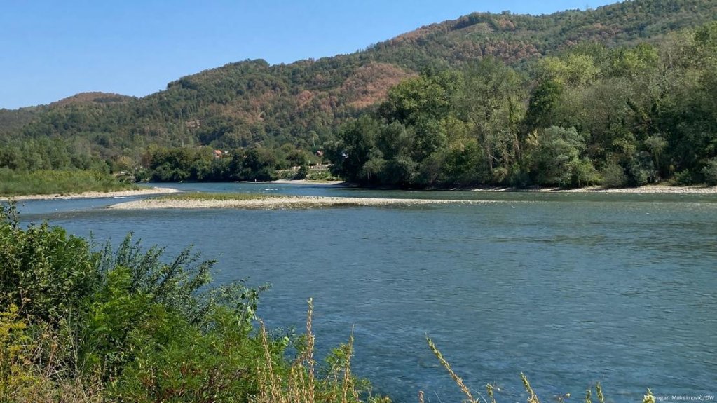 The Drina River is part of the so-called 'Balkan route' used by many migrants en route to northwestern Europe | Photo: Dragan Maksimović / DW
