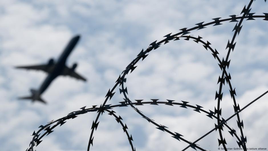 File photo: Germany has announced suspension of rescue flights of Afghan nationals that are set to be resettled in Germany | Photo: picture alliance