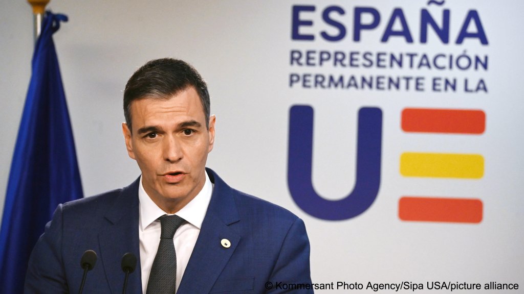 File photo: Spain's Prime Minister Pedro Sanchez has focused on immigration as an economic growth strategy | Photo: Alex Sochacki/Kommersant/Sipa USA / picture alliance