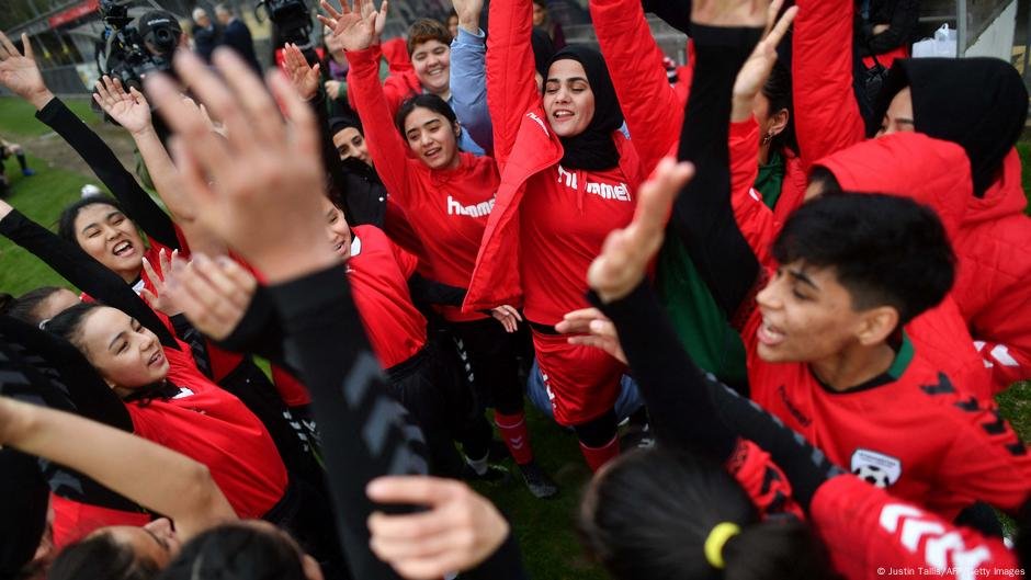 Women playing football is not universally accepted in Afghanistan | Photo: Justin Tallis/AFP/Getty Images