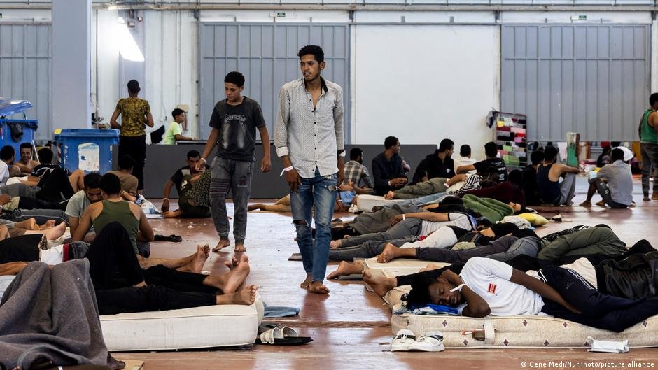 Coastal Southern states like Greece say they need help from other EU members to process asylum claims from people who arrive on their shores | Photo: Gene Medi/NurPhoto/picture alliance
