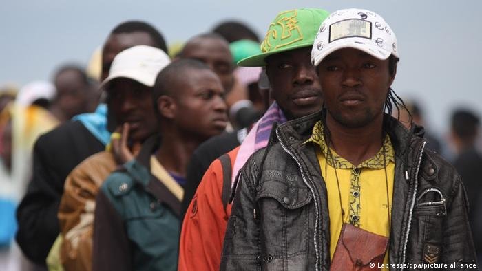 Anti-racism activists say Italy needs to reform its immigration laws to better protect migrants  | Photo: Lapresse/dpa/picture alliance