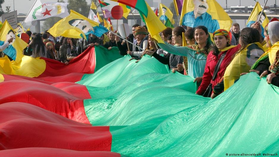 Ethnic Kurds in Turkey are banned from celebrating their culture publicly in most areas | Photo: picture-alliance/dpa/R. Weihrauch