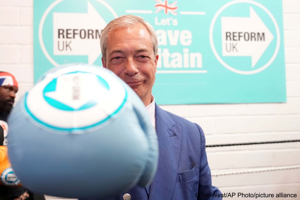 File photo used as illustration: British Reform UK leader Nigel Farage has promised to take Britain out of the European Convention on Human Rights if his party were ever to win power | Photo: Ian West/AP Photo/picture alliance