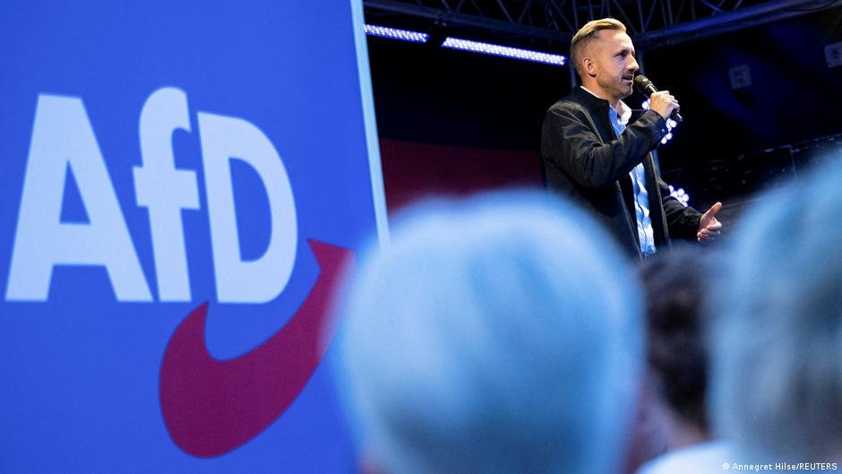The question is now, can the far-right AfD and the far-left BSW find common ground to form a state government? | Photo: Annegret Hilse/Reuters
