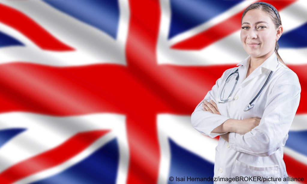 File photo used as illustration: In the new government white paper, the level of qualifications needed to come to Britain on a skilled worker visa has been raised significantly | Photo: Isai Hernandez/imageBROKER/picture alliance
