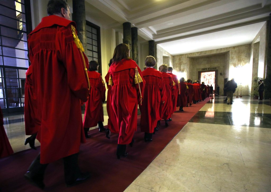 File photo used as illustration: Milan's court of appeals judges proceed along a corridor to mark the beginning of the judicial year | Photo: Matteo Bazzi / ANSA