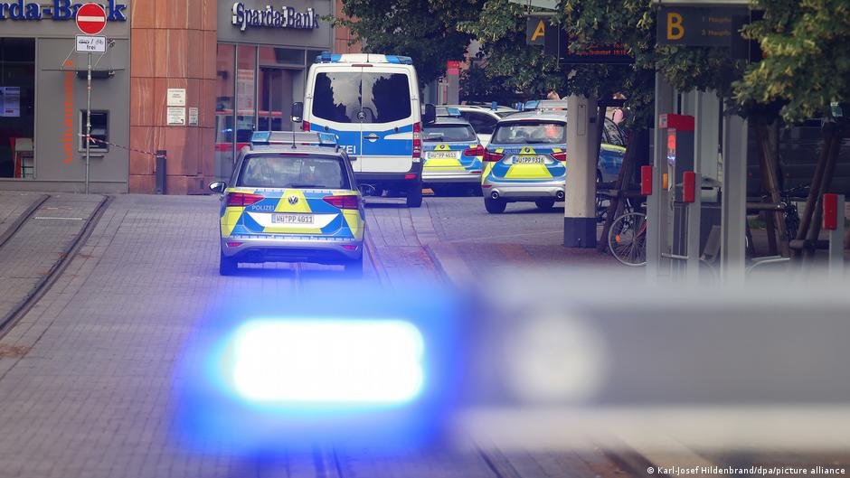 Terrorist attacks committed by migrants and refugees - such as the 2021 stabbing attack in the German city of Würzburg seen here - remain a concern in the eyes of law enforcement agencies | Photo: Karl-Josef Hildenbrand/dpa/picture-alliance