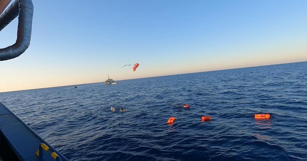 File photo: Some migrants threw themselves into the sea in order to avoid a Libyan coast guard patrol, the organization Salvamento Marítimo Humanitario tweeted, June 15, 2022 | Photo credit: Salvamento Marítimo Humanitario