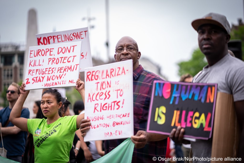 In June, 2023, people joined a protest for migrant and refugee rights at Damquare Amsterdam | Photo: picture alliance / NurPhoto / Oscar Brak
