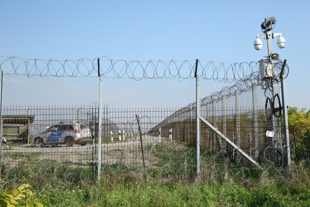 Une partie de la frontière hongroise, au nord de la Serbie. Crédit : InfoMigrants