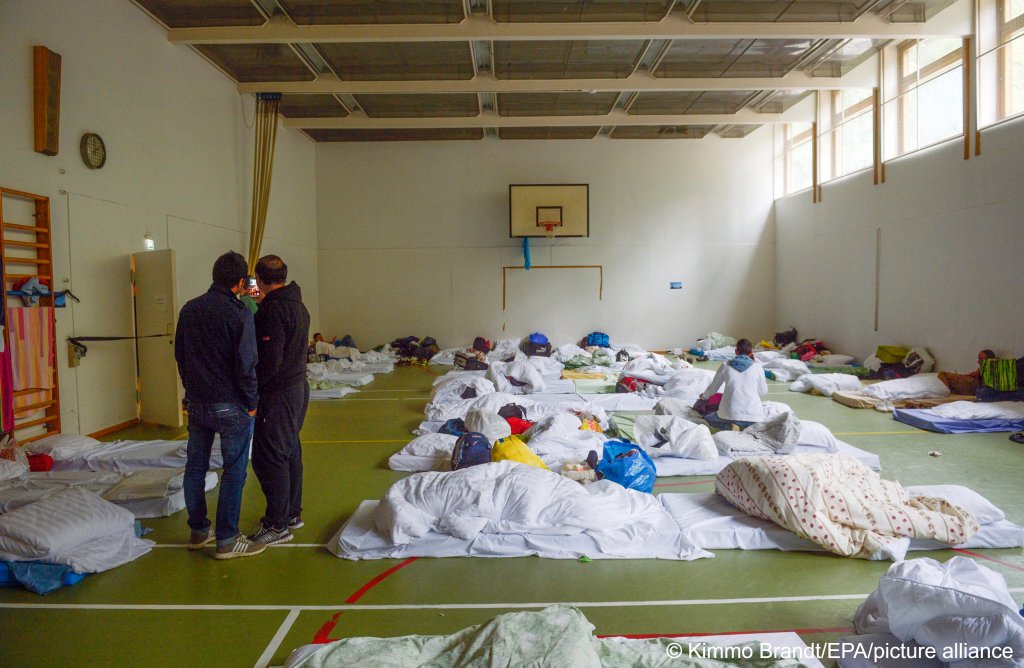 Refugees accommodated at the premises of a church in Helsinki, Finland on September 14, 2015 | Kimmo Brandt/EPA/picture-alliance