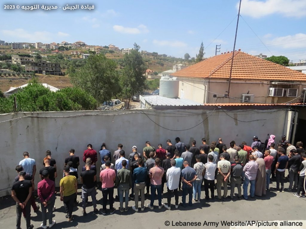 Refugee rights groups in Lebanon report the Lebanese Armed Forces forcibly detained and deported thousands of refugees back to Syria in 2023. | Photo: Lebanese Army Website/AP Photo/picture alliance